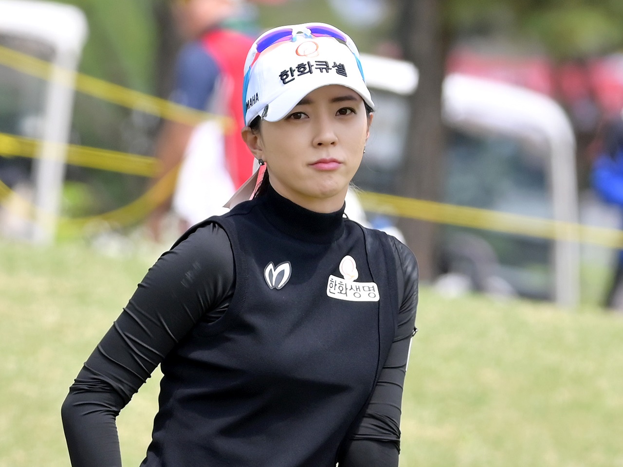 韓国女子ゴルファーのユン・チェヨン、白ミニスカから伸びる美脚SHOTに「素敵」「桜の女王」の声【PHOTO】