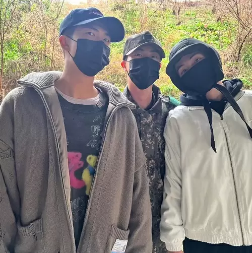 RM、JIN、V