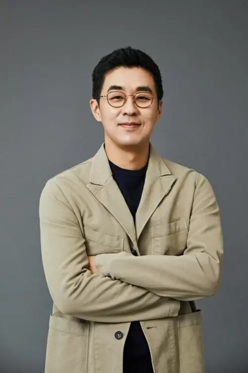 HYBEのパク・ジウォンCEO、株主に謝罪「マルチレーベルシステム