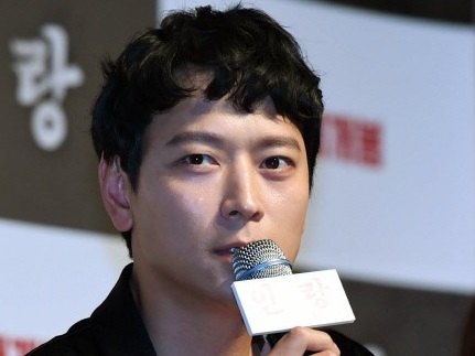 両親が詐欺、夫が飲酒運転、先祖が親日派…韓国芸能人を悩ます“家族リスク”事例まとめ