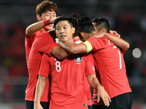 サッカー韓国代表ベント監督、外国人監督初の“アウェー北朝鮮戦”より「まずはスリランカ戦」