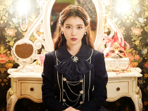 「K-POPクイーンの帰還」女性ソロ歌手IU、相変わらずの人気ぶり見せつける