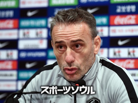 FC東京チャン・ヒョンスの“代表追放”騒動にベント監督が言及。「抜けた穴は大きい。彼の技術だけでなく…」