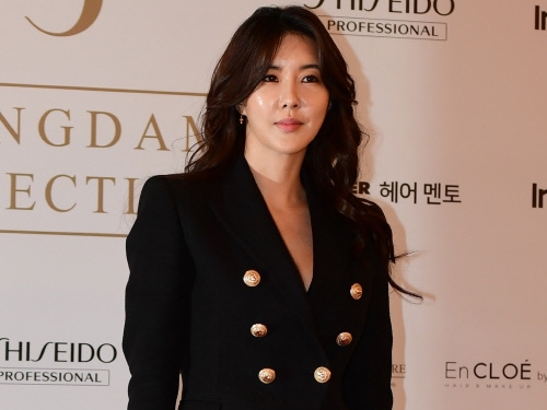 女優チャン・ミイネ、“高額スポンサー提案”を暴露。「それなら100兆持ってこい」