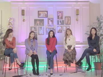 Red Velvet、ライブ配信でカムバック告知。平壌公演のリアルな感想も語る