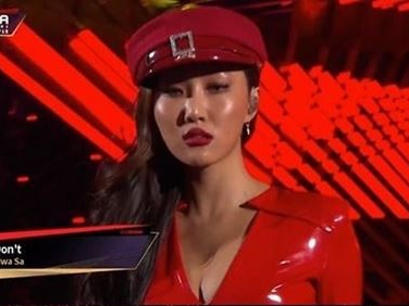 今年の“K-POPクイーン”はMAMAMOOファサ！2つの異なる魅力で人々を虜に