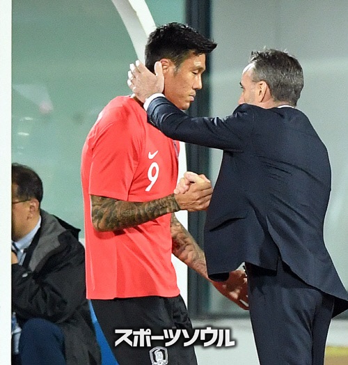 韓国人サッカー選手で初のコロナ感染者 入院必要ない 順調に回復傾向 スポーツソウル日本版