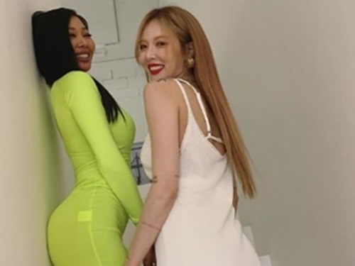 ヒョナ×Jessi、圧倒的なツーショット公開！ネット民から「セクシーすぎる」の声
