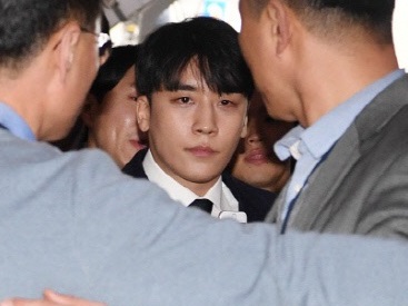 元BIGBANGのV.I、明日（6月25日）検察に送致される…どんな容疑で？
