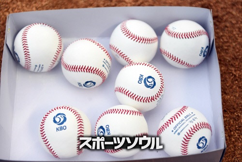 韓国プロ野球の公式球 質 が安定せず 目に見えない被害を量産 スポーツソウル日本版
