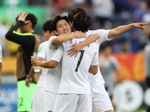 U-20W杯、“宿命の日韓戦”を制した韓国。日本に勝利した「大きな意味」とは？
