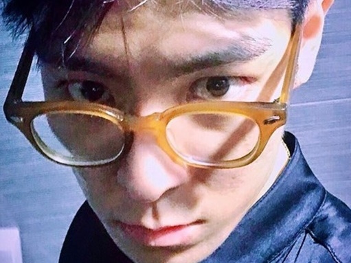 BIGBANGのT.O.P、近況写真で“変わらぬカリスマ性”を披露 【PHOTO】