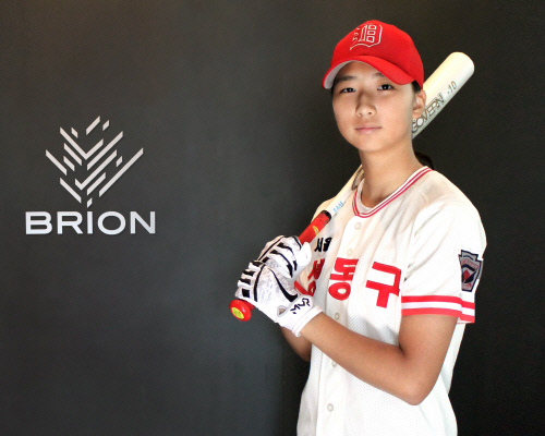 韓国の 天才野球少女 が15歳でマネジメント契約 日本女子プロ野球も視野に スポーツソウル日本版