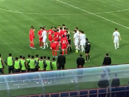 一触即発の乱闘寸前 韓国と北朝鮮選手の試合映像が話題 サッカーw杯2次予選 スポーツソウル日本版