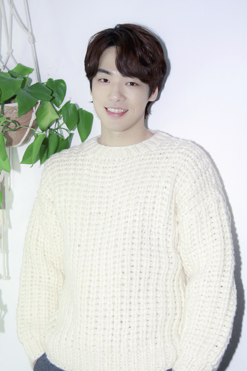 愛の不時着 出演の 最旬俳優 キム ジョンヒョン パナソニックの新モデルに スポーツソウル日本版 愛の不時着 出演の 最旬俳優 キム ジョンヒョン パナソニックの新モデルに スポーツソウル日本版