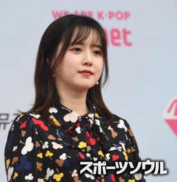 ドロ沼 離婚訴訟中の女優ク ヘソンが公の場に 芸能界復帰は スポーツソウル日本版