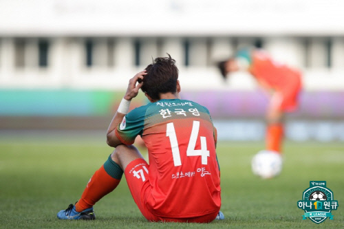元湘南ハン グギョンも所属する江原fcが 今季のkリーグで上位進出に失敗したワケ スポーツソウル日本版