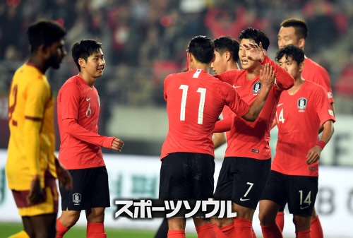 人材豊富な日本代表とは対照的 サッカー韓国代表の サイドバック欠乏症 スポーツソウル日本版