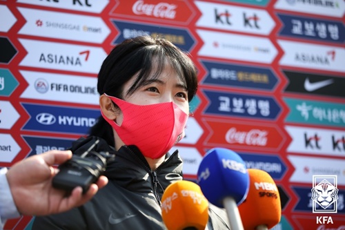 美女サッカー女神 イ ミナ 昨年w杯以来の韓国代表復帰に期待と意気込み 初心のつもりで スポーツソウル日本版 美女サッカー女神 イ ミナ 昨年w杯以来の韓国代表復帰に期待と意気込み 初心のつもりで スポーツソウル日本版