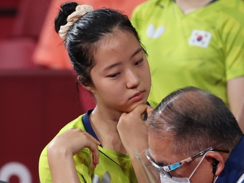韓国卓球の“神童”シン・ユビン、初挑戦の五輪はメダル届かず…「申し訳ない」と涙【東京五輪】