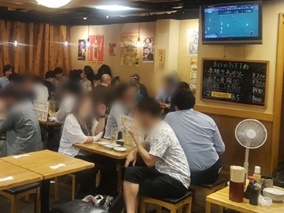 【記者潜入ルポ】サッカー日本代表には“無関心”だがコロナでも賑わう居酒屋のなぜ