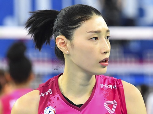 東京五輪でも活躍した韓国女子バレーの“女帝”キム・ヨンギョン、未婚の母親を支援するために寄付
