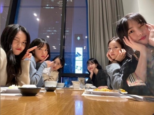 【写真】「ずっと愛してるよ」GFRIEND、突然の“再会SHOT”にファン歓喜