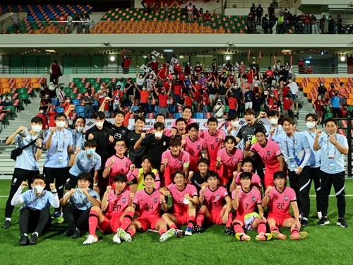 元Jリーガー監督率いるU-23韓国代表、アジアカップ本大会出場決定！計14得点で3戦全勝