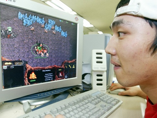 16歳未満の深夜帯のゲームを禁止する韓国の「シャットダウン制度」、導入10年で廃止が議決