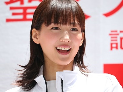 綾瀬はるかの新型コロナ入院に韓国メディアも注目している2つの理由…冷ややか世論＆熱愛説