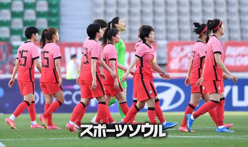 女子サッカー韓国代表 初の五輪出場に暗雲 ホームで中国に2失点敗北 第2戦では勝利が必須に スポーツソウル日本版
