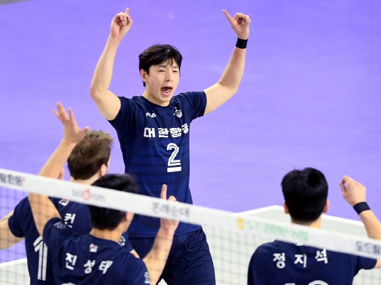 男子バレーで10億ウォン（約1億円）プレーヤーも誕生。Vリーグ平均年俸はいくら?