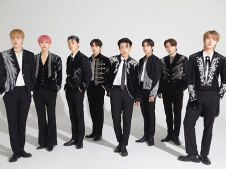 ATEEZ、挑発的な目つきでファンを魅了…8人8色の魅力を発散したコンセプトフォトを公開！