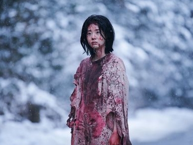 “1408倍”の競争率を勝ち抜いた『魔女2』主演のシン・シア、新人女優が見せる魅力とは