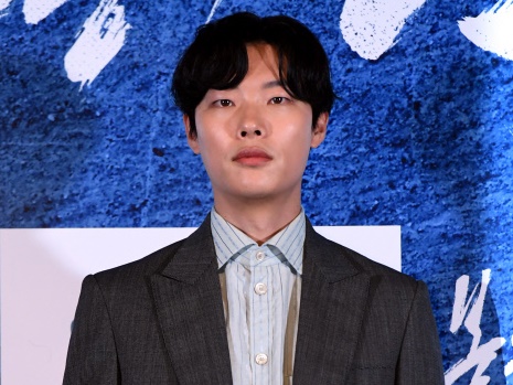 お金や財テクに興味がないと語っていたのに…アイドルと交際中の韓国俳優、不動産で4億円の利益