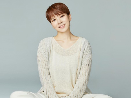 “整形疑惑”が浮上した韓国タレント「顔に何かを打つ気はない。女性が嘲笑わないで」と否定