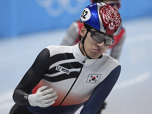 「中国選手を“避ける”練習もしたのに…」北京五輪でメダル獲れない韓国ショートトラックの嘆き
