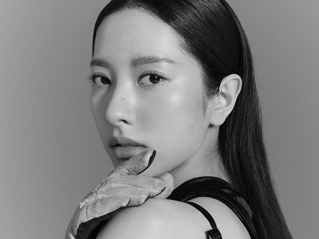 人気ドラマ『二十五、二十一』のコ・ユリム役で好評の宇宙少女ボナ、雑誌カットでカリスマ性発揮