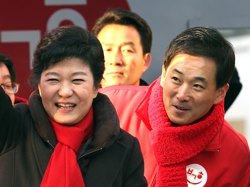 朴槿恵元大統領の“最側近”が韓国・大邱市長選に出馬宣言…対抗馬は「国民への道理ない」と批判