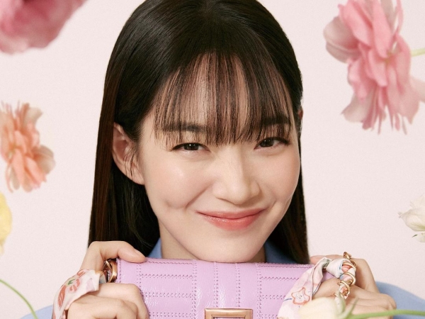 恋人とドラマ初共演のシン・ミナ、ラブリーな魅力全開で“春の女神”に大変身！【PHOTO】