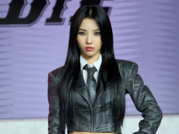 G)I-DLEソヨン、共同生活を終えて独立…バラエティ番組でお部屋初