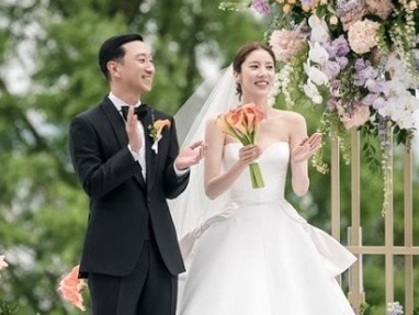 結婚した夫の弟が10代の教え子に性的暴行疑惑…女優ソン・ダムビに悪質コメントや番組降板要求が殺到