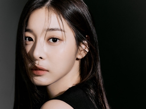 『社内お見合い』女優ソル・イナ、新プロフィール写真を公開！「露出がないのに色気がすごい」【PHOTO】