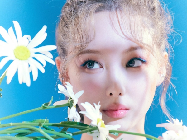 TWICEナヨンの“甘い歌声”にうっとり…『IM NAYEON』収録曲プレビュー音源が公開「発売が待ちきれない！」