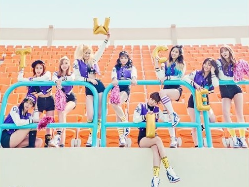 日本デビュー5周年のTWICE、6年前のヒット曲『CHEER UP』MVが5億再生突破！通算5曲目の記録