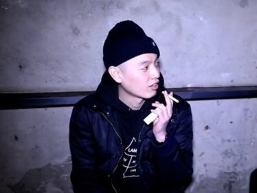 “大麻で実刑”を受けた韓国の代表的ラッパー「E Sens」、約10年を過ごした所属先との別れを発表