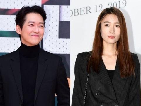 祝歌は東方神起！11歳年下モデルと俳優ナムグン・ミンの結婚式の招待状が公開「意味深い日に」