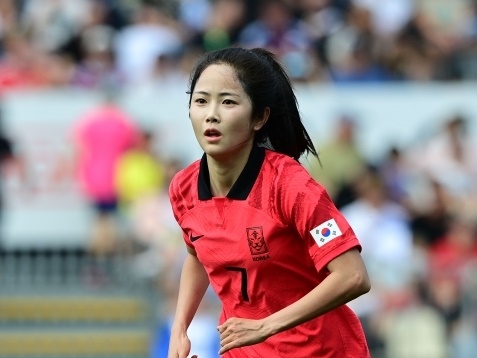 本当にサッカー選手？韓国女子代表の“ビーナス”が私服姿の近距離自撮りで魅了「もはやモデル」【PHOTO】