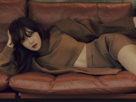 【写真】『ペントハウス』主演女優イ・ジア、ショートパンツ×網タイツで唯一無二の優雅さを発揮