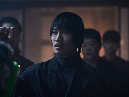 「韓国映画ファイティン！」『共助2』でヒョンビンと相対する悪役演じたチン・ソンギュ【一問一答】